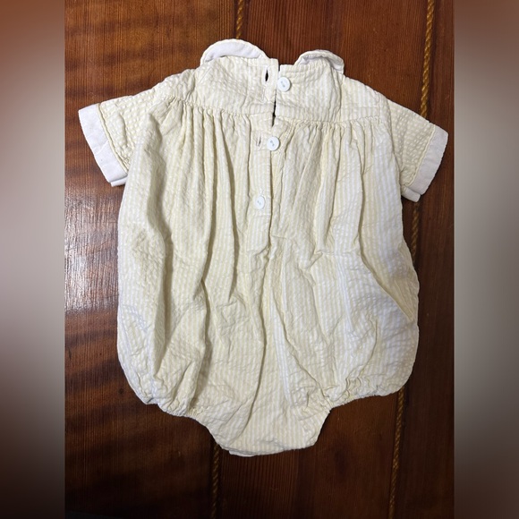 Strasburg Yellow/White Hand Smocked Bubble for Newborn - Picture 10 of 11